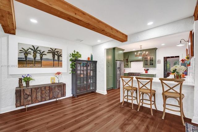 1028 Tyler St, Hollywood, FL 33019