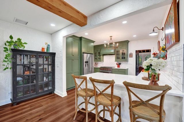 1028 Tyler St, Hollywood, FL 33019