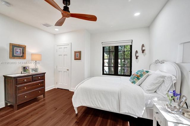 1028 Tyler St, Hollywood, FL 33019