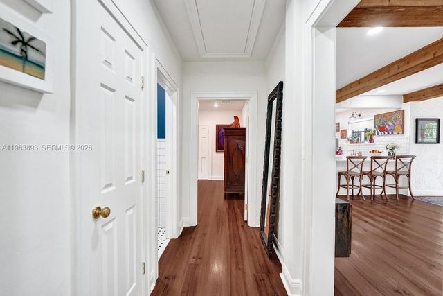 1028 Tyler St, Hollywood, FL 33019