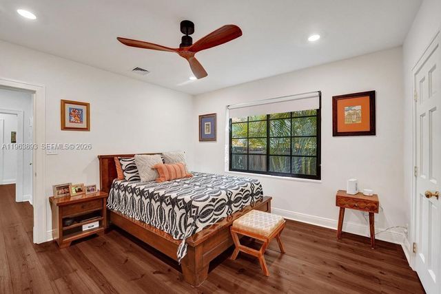 1028 Tyler St, Hollywood, FL 33019