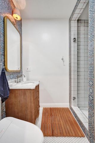 1028 Tyler St, Hollywood, FL 33019