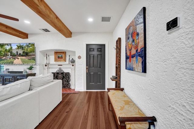 1028 Tyler St, Hollywood, FL 33019