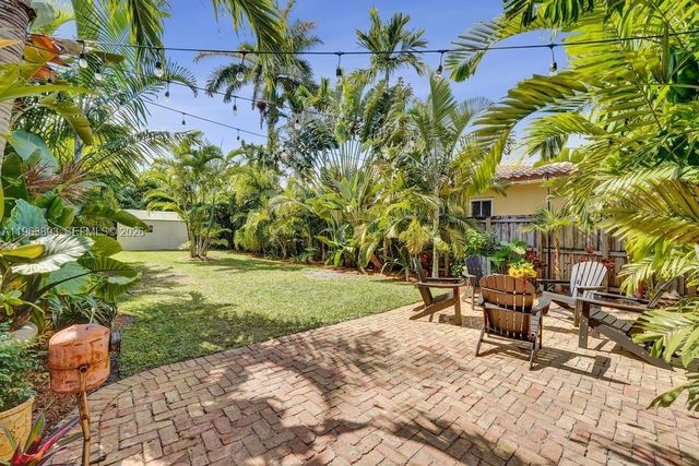 1028 Tyler St, Hollywood, FL 33019