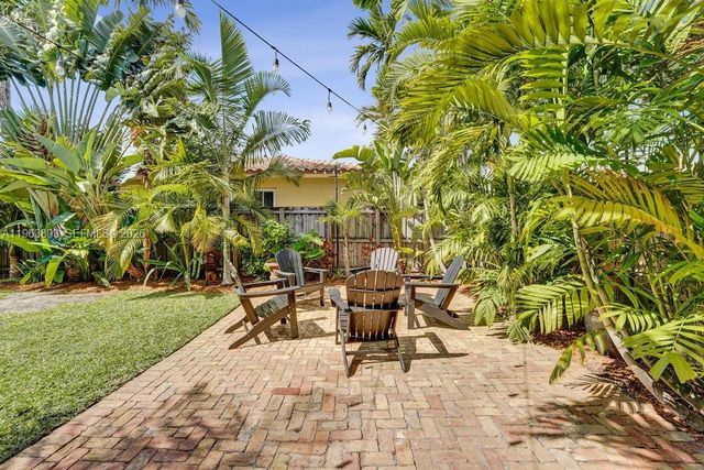 1028 Tyler St, Hollywood, FL 33019