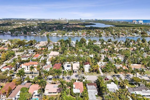 1028 Tyler St, Hollywood, FL 33019