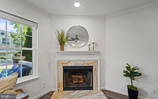 5801 INMAN PARK CIR #170, Rockville, MD 20852