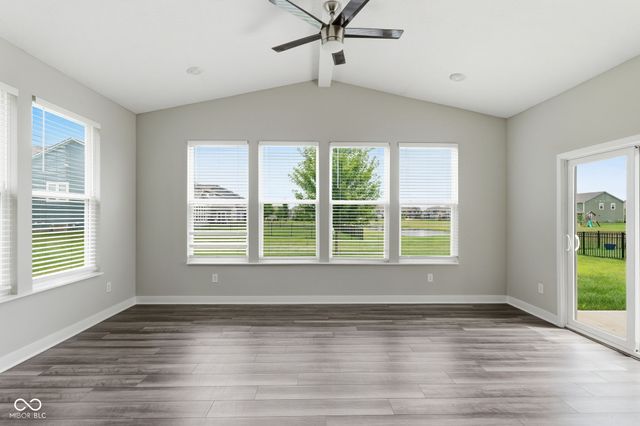 9743 Cimmaron Avenue, Mccordsville, IN 46055