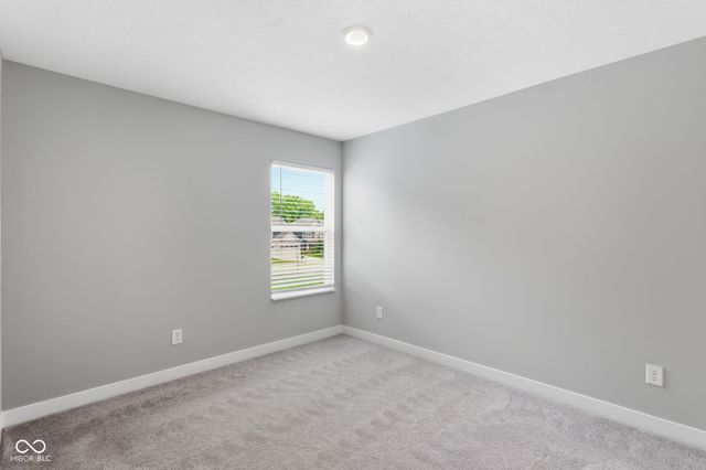 9743 Cimmaron Avenue, Mccordsville, IN 46055
