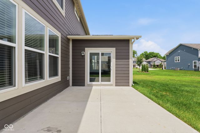 9743 Cimmaron Avenue, Mccordsville, IN 46055