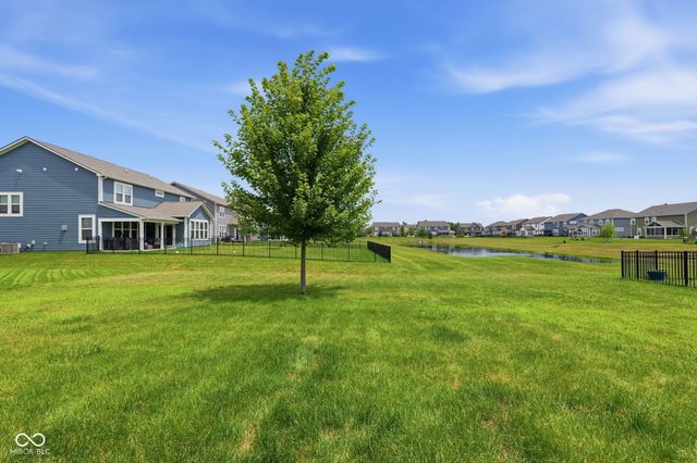 9743 Cimmaron Avenue, Mccordsville, IN 46055