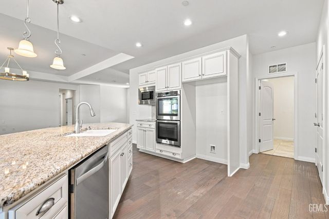 3113 Barrowby Street, Bakersfield, CA 93311