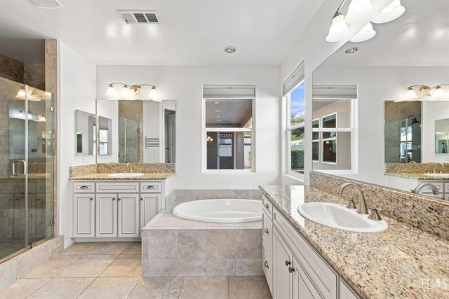 3113 Barrowby Street, Bakersfield, CA 93311