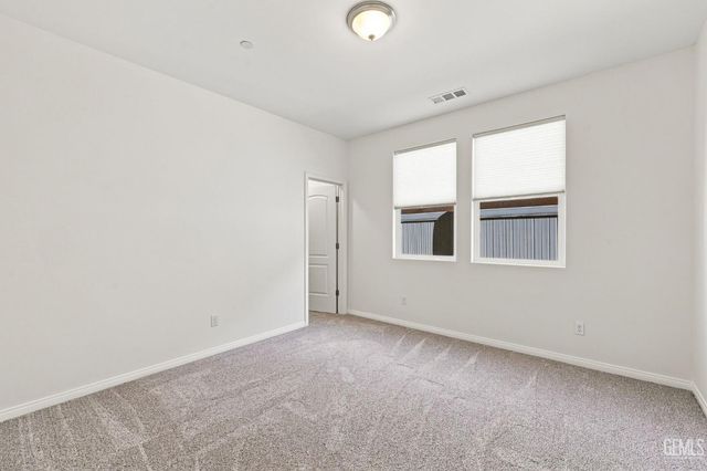 3113 Barrowby Street, Bakersfield, CA 93311