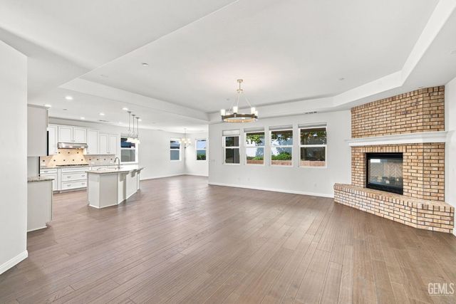 3113 Barrowby Street, Bakersfield, CA 93311