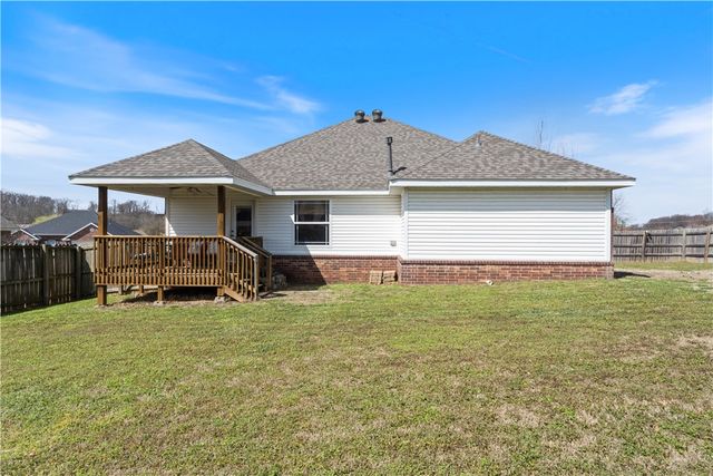 4727 Sadie Street, Springdale, AR 72762