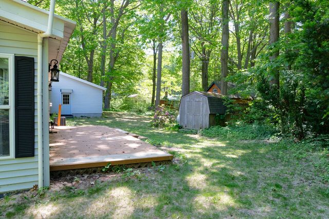 77625 Michigan Avenue, South Haven, MI 49090