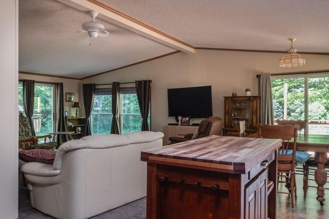 77625 Michigan Avenue, South Haven, MI 49090
