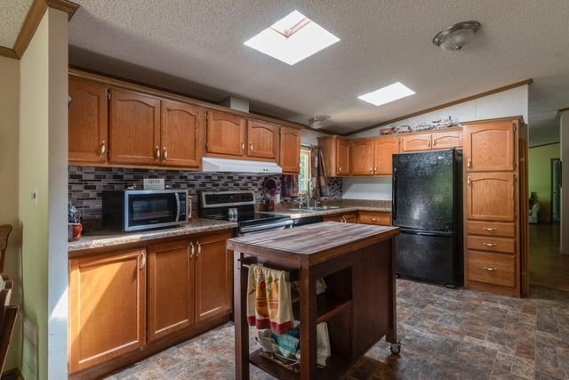 77625 Michigan Avenue, South Haven, MI 49090