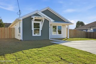 1 Harvard Circle, Panama City, FL 32405