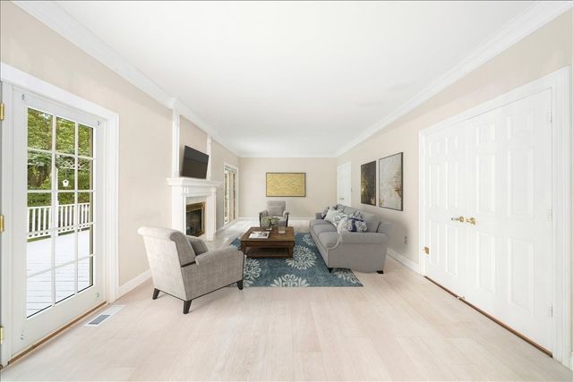 5 Vose Hill Road, Westford, MA 01886