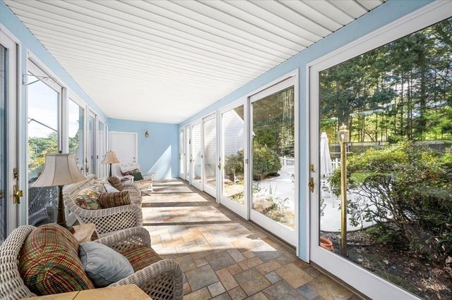 5 Vose Hill Road, Westford, MA 01886