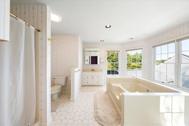 5 Vose Hill Road, Westford, MA 01886