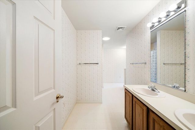 5 Vose Hill Road, Westford, MA 01886