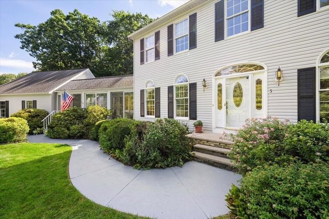 5 Vose Hill Road, Westford, MA 01886