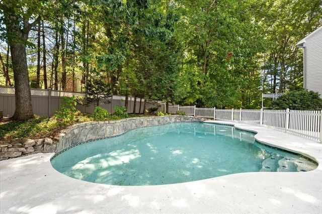 5 Vose Hill Road, Westford, MA 01886