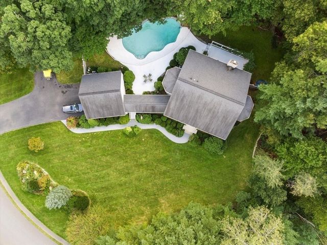 5 Vose Hill Road, Westford, MA 01886