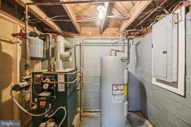 24399 MORGAN RD, Hollywood, MD 20636