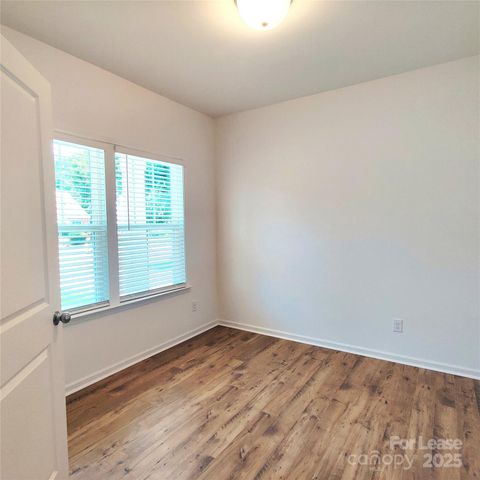 2112 Edison Street, Charlotte, NC 28206