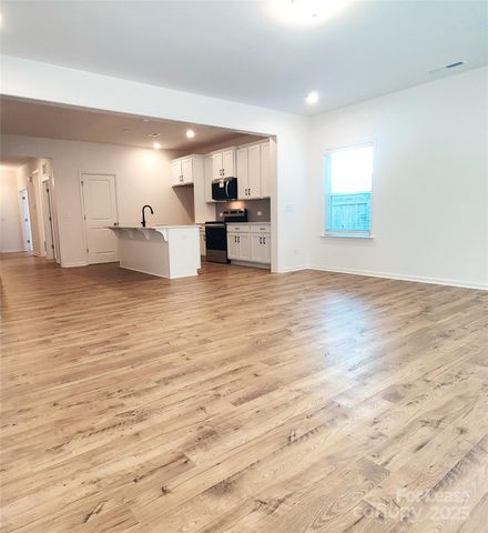 2112 Edison Street, Charlotte, NC 28206