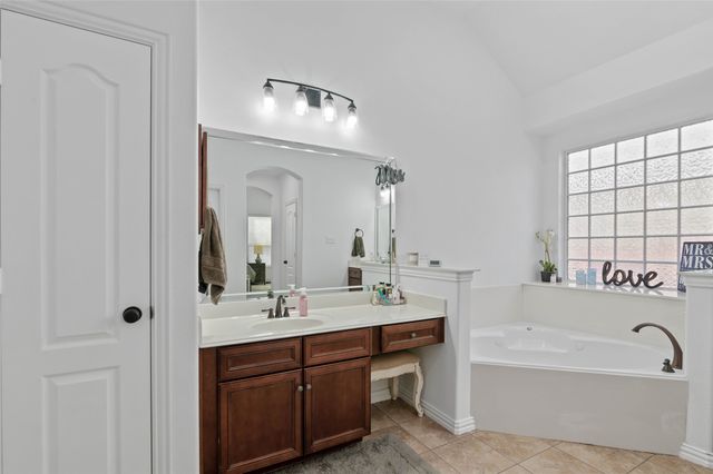 2640 Greyhawk Drive, Little Elm, TX 75068