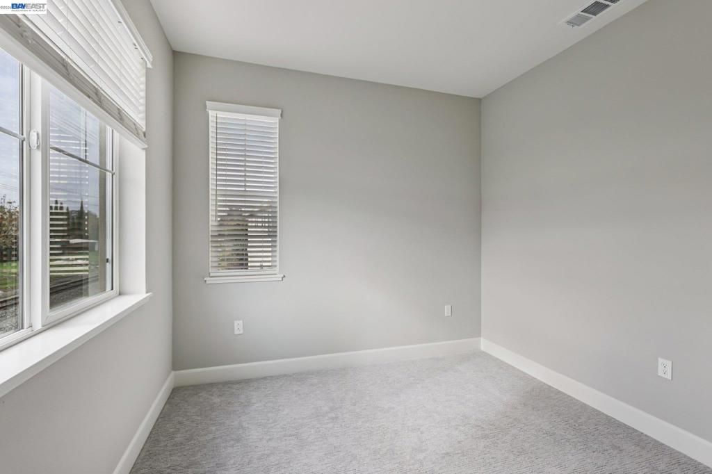 Image 20 of property listing at 208 Mindy Way, Pittsburg, CA 94565