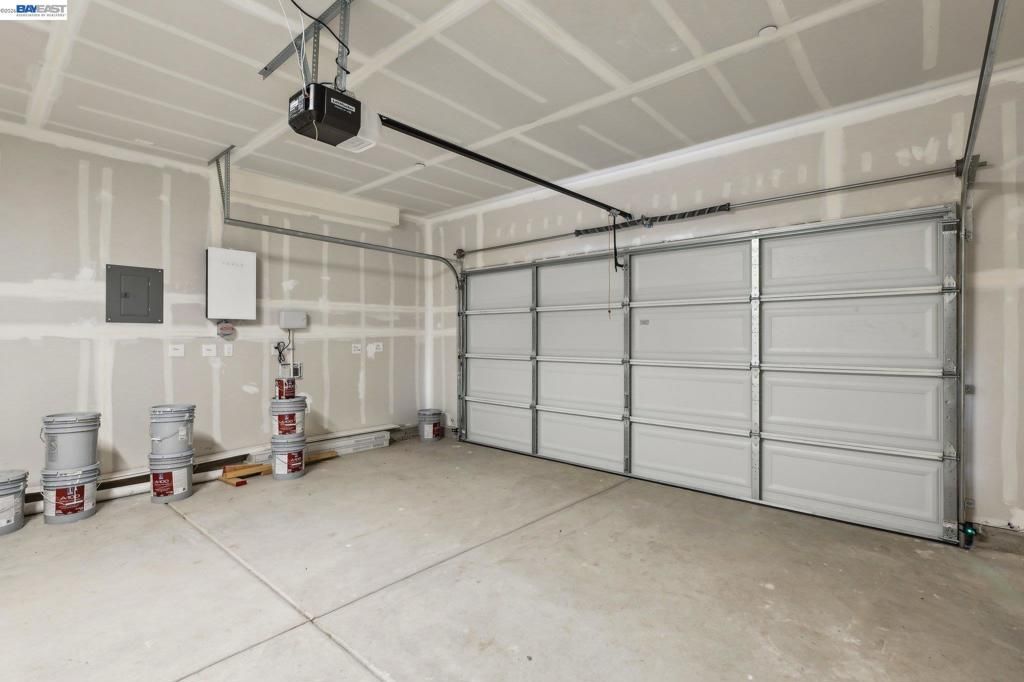 Image 32 of property listing at 208 Mindy Way, Pittsburg, CA 94565