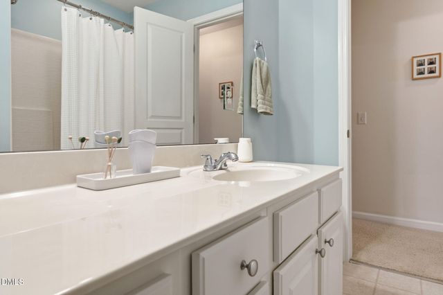 714 Whitetail Creek Way, Fuquay Varina, NC 27526