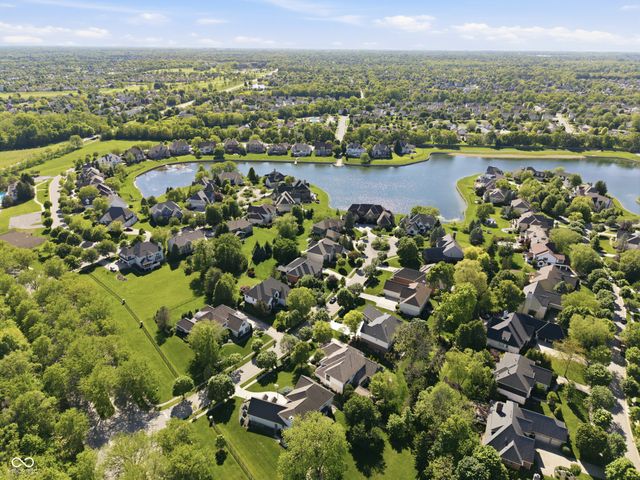 5922 Fife Trail, Carmel, IN 46033