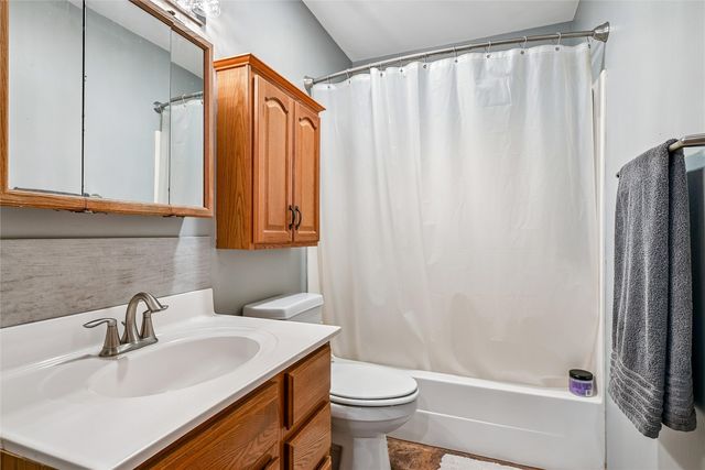 2575 Clark Avenue, Marion, IA 52302