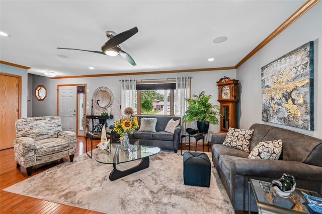 2575 Clark Avenue, Marion, IA 52302