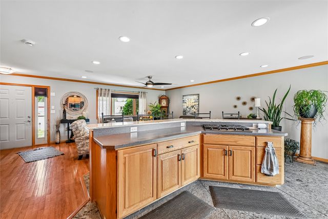 2575 Clark Avenue, Marion, IA 52302