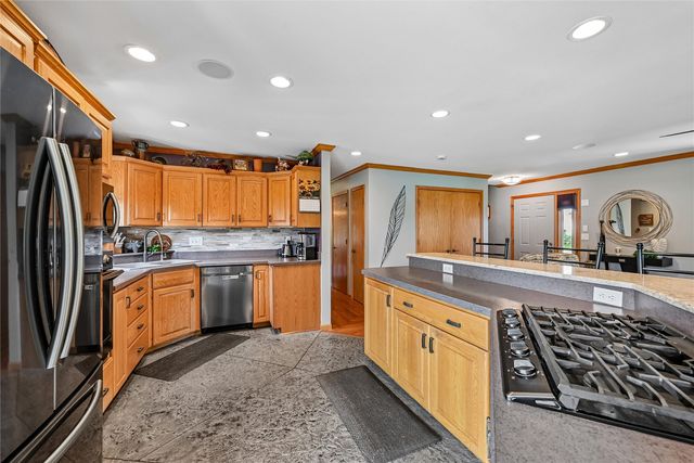2575 Clark Avenue, Marion, IA 52302