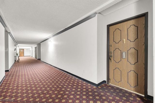 725 North Royal Crest Circle 233, Las Vegas, NV 89169