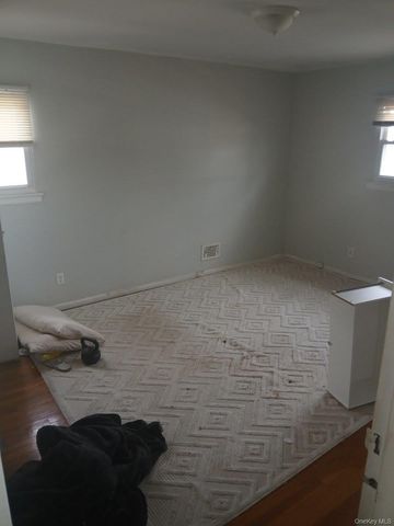 255-29 149th Road, Rosedale, NY 11422