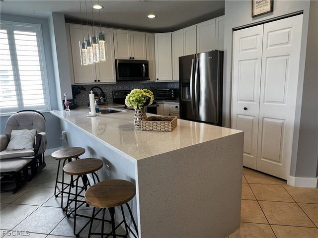 13130 Broadhurst LOOP 406, Fort Myers, FL 33919