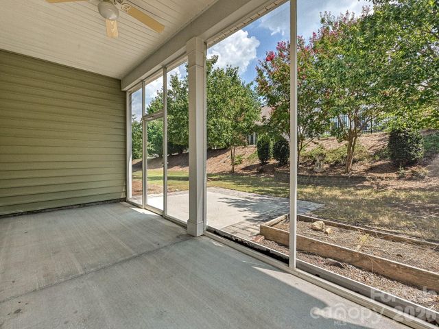 1021 Knob Creek Lane, Tega Cay, SC 29708