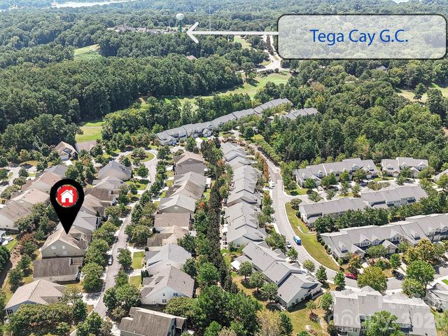 1021 Knob Creek Lane, Tega Cay, SC 29708
