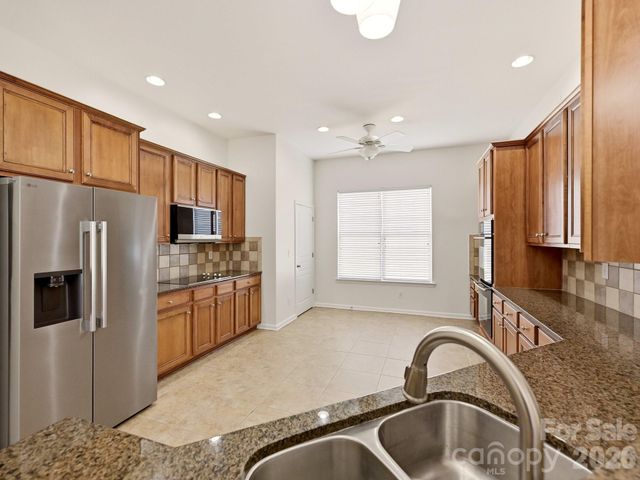 1021 Knob Creek Lane, Tega Cay, SC 29708