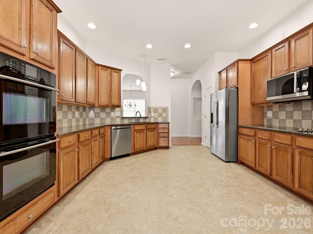 1021 Knob Creek Lane, Tega Cay, SC 29708
